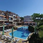 ホテル семеен Golden Place ソゾポル