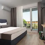 Hotel семеен Golden Place Sozopol
