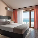 ホテル семеен Golden Place