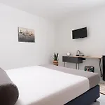 Hotel семеен Golden Place Sozopol