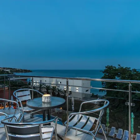Hotell семеен Golden Place 3*