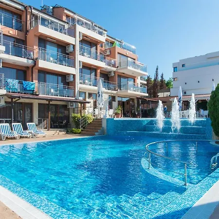 Hotell семеен Golden Place