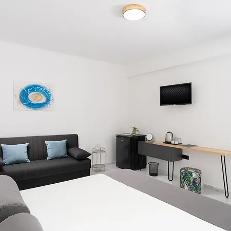 Hotell семеен Golden Place 3*