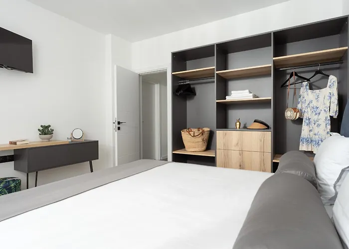 семеен Golden Place 3* Sozopol