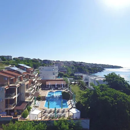 семеен Golden Place