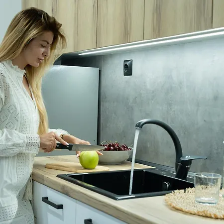 семеен Golden Place سوزوبول