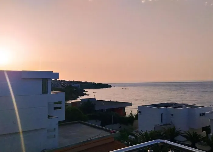 семеен Golden Place 3*