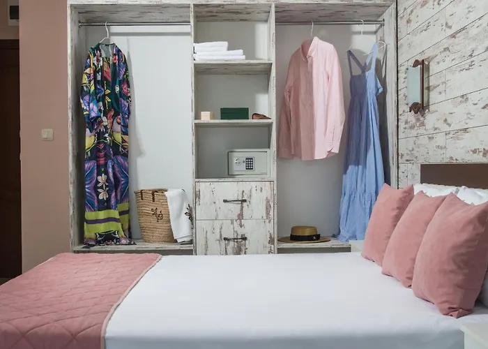 семеен Golden Place Созополь