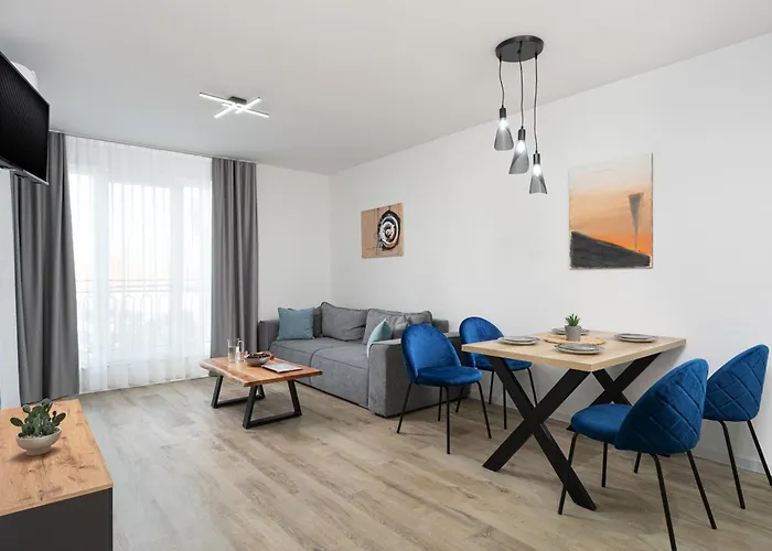 Отель семеен Golden Place 3*